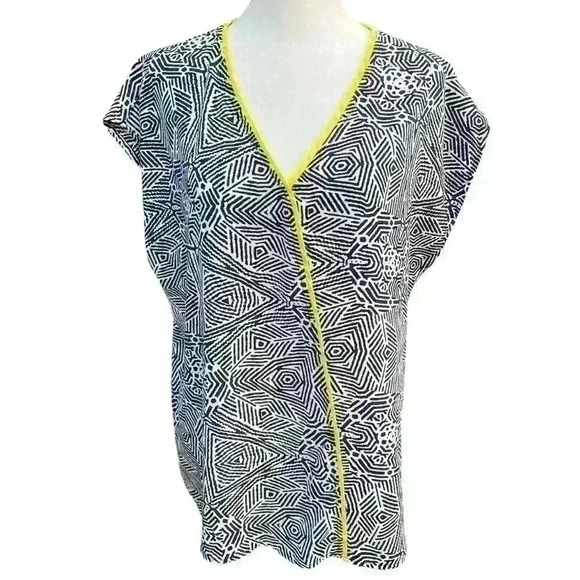 Bellatrix / Contrast Trim Print Faux Wrap Blouse - Picture 2 of 8